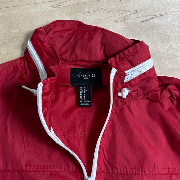 Forever 21 Men’s Small Full Zip Jacket Long Sleeve Red Hoodie Windbreaker - Picture 2 of 3